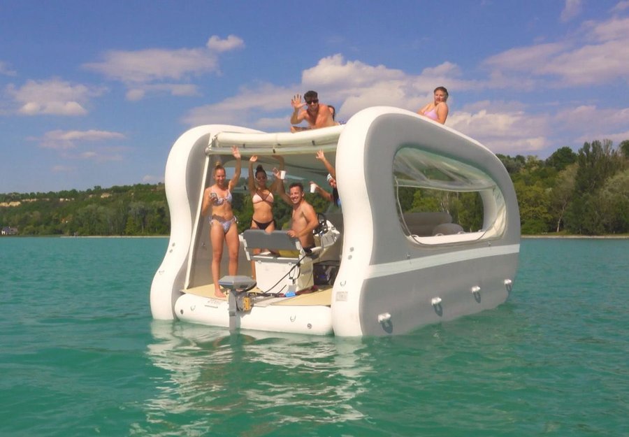 ⛵ Inflatable Catamaran with Solar Electric Motor – 4.5M